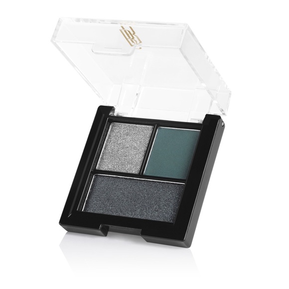 Host pick! Urban Identity Shadow Trio: 8776 Charm - Picture 3 of 4